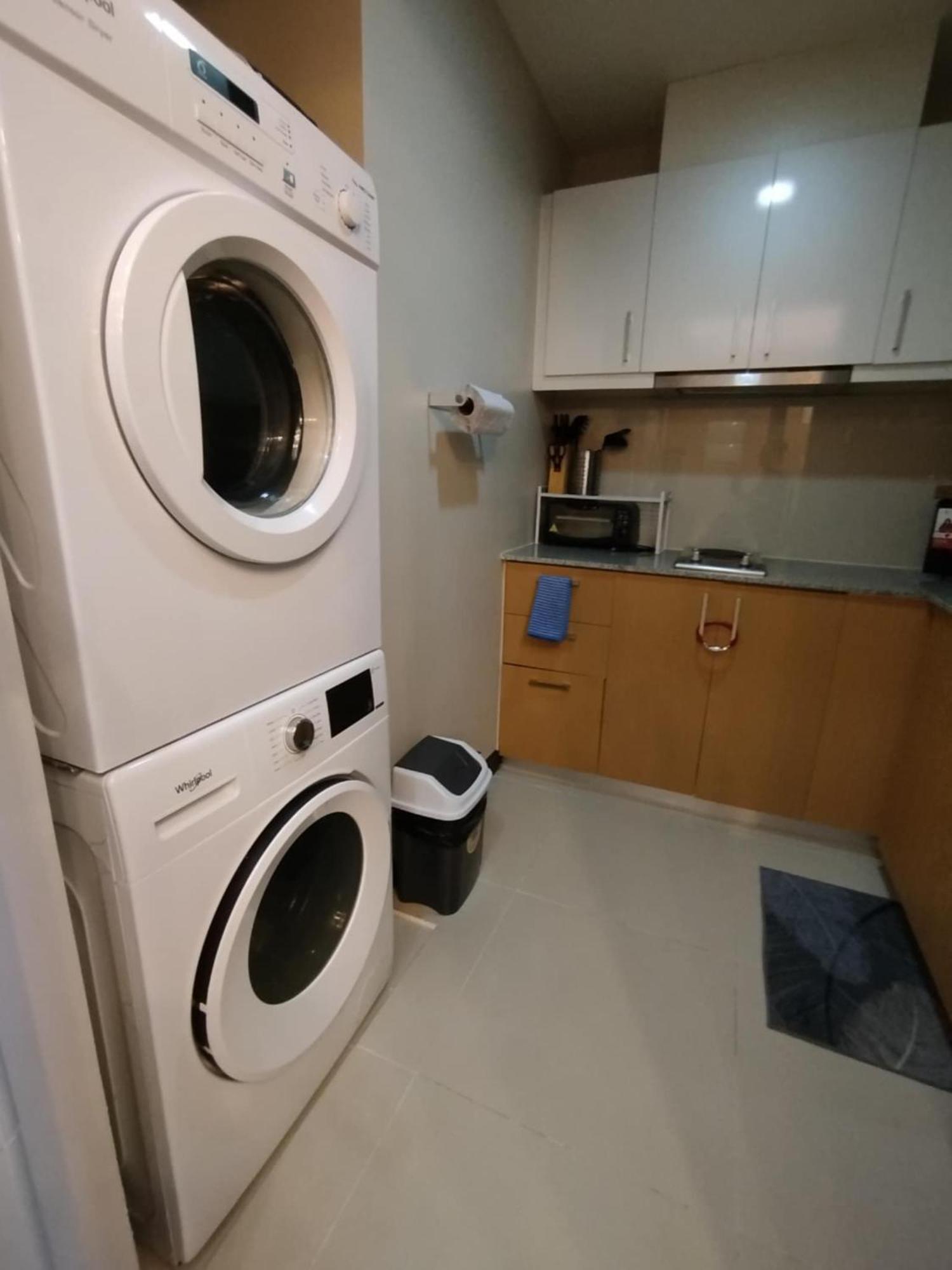 Cozy 1Br Uptown Parksuites Tower1 Bgc Manila Luaran gambar